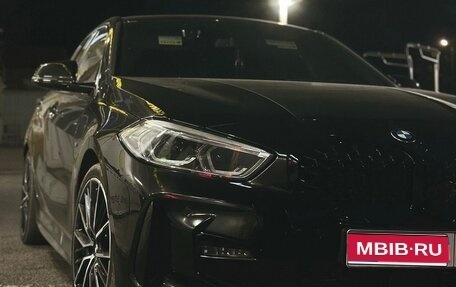 BMW 1 серия, 2019 год, 3 000 000 рублей, 1 фотография