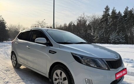 KIA Rio III рестайлинг, 2013 год, 930 000 рублей, 1 фотография