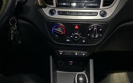 Hyundai Solaris II рестайлинг, 2019 год, 950 000 рублей, 2 фотография