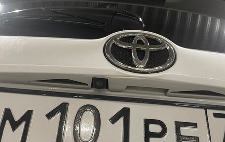 Toyota RAV4, 2018 год, 2 870 000 рублей, 4 фотография