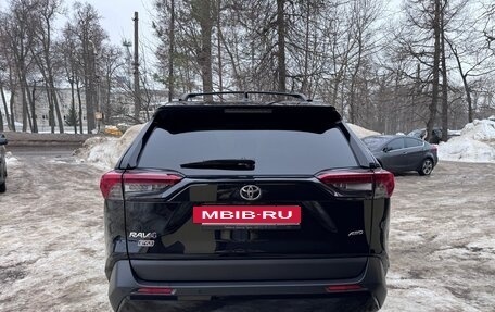 Toyota RAV4, 2021 год, 4 190 000 рублей, 6 фотография