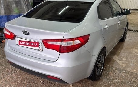 KIA Rio III рестайлинг, 2011 год, 780 000 рублей, 5 фотография