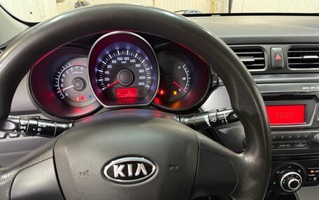 KIA Rio III рестайлинг, 2011 год, 780 000 рублей, 23 фотография