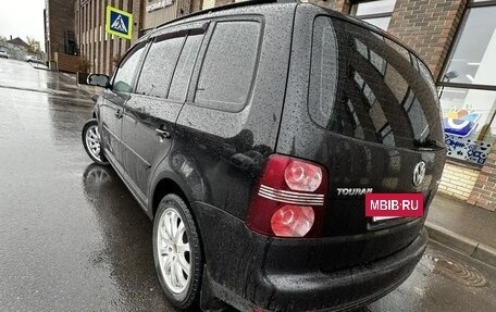 Volkswagen Touran III, 2008 год, 550 000 рублей, 4 фотография