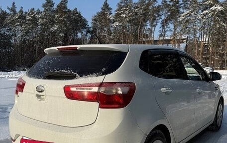 KIA Rio III рестайлинг, 2013 год, 930 000 рублей, 2 фотография
