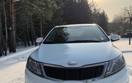 KIA Rio III рестайлинг, 2013 год, 930 000 рублей, 5 фотография