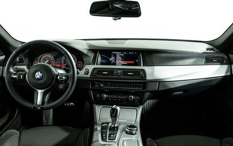 BMW 5 серия, 2016 год, 2 599 585 рублей, 13 фотография