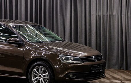 Volkswagen Jetta VI, 2011 год, 855 000 рублей, 8 фотография