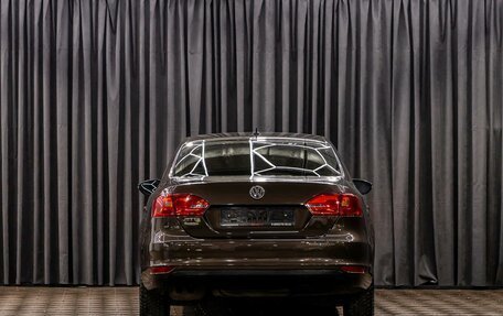 Volkswagen Jetta VI, 2011 год, 855 000 рублей, 5 фотография