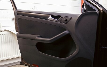 Volkswagen Jetta VI, 2011 год, 855 000 рублей, 12 фотография