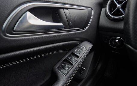 Mercedes-Benz GLA, 2017 год, 2 600 000 рублей, 13 фотография