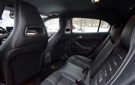 Mercedes-Benz GLA, 2017 год, 2 600 000 рублей, 14 фотография