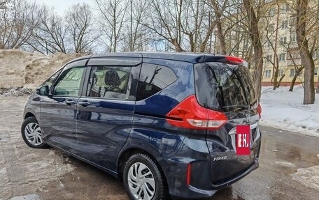 Honda Freed II, 2020 год, 1 690 000 рублей, 4 фотография