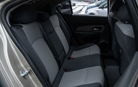 Chevrolet Cruze II, 2010 год, 770 000 рублей, 7 фотография