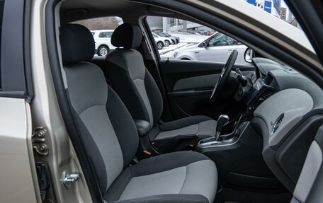 Chevrolet Cruze II, 2010 год, 770 000 рублей, 8 фотография