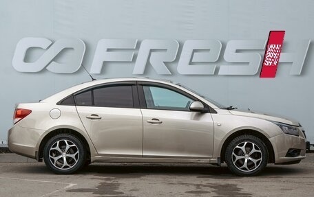 Chevrolet Cruze II, 2010 год, 770 000 рублей, 5 фотография