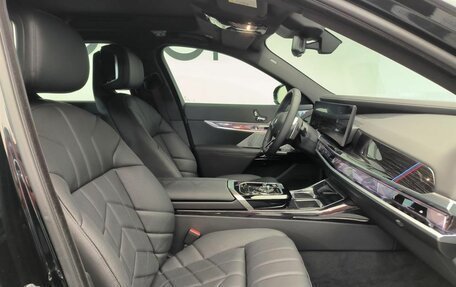 BMW 7 серия, 2025 год, 22 200 000 рублей, 10 фотография