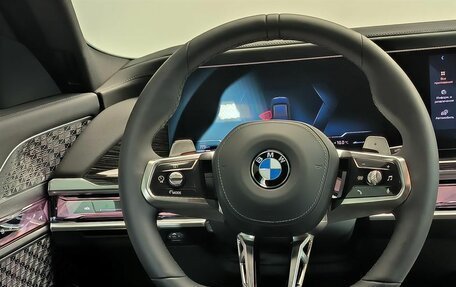 BMW 7 серия, 2025 год, 22 200 000 рублей, 17 фотография