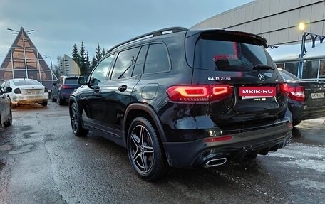 Mercedes-Benz GLB, 2021 год, 1 250 000 рублей, 4 фотография