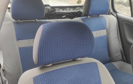 Volkswagen Polo III рестайлинг, 2001 год, 110 000 рублей, 8 фотография