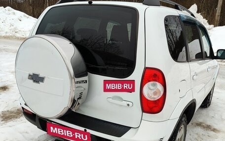 Chevrolet Niva I рестайлинг, 2017 год, 660 000 рублей, 3 фотография