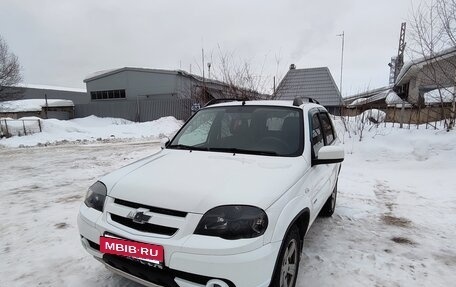 Chevrolet Niva I рестайлинг, 2017 год, 660 000 рублей, 12 фотография