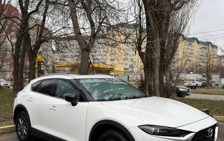 Mazda CX-4, 2023 год, 2 850 000 рублей, 2 фотография