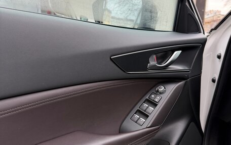 Mazda CX-4, 2023 год, 2 850 000 рублей, 9 фотография