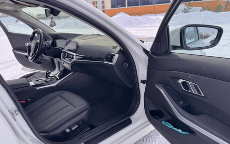 BMW 3 серия, 2020 год, 3 350 000 рублей, 13 фотография