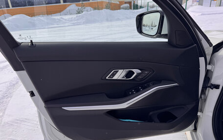 BMW 3 серия, 2020 год, 3 350 000 рублей, 17 фотография