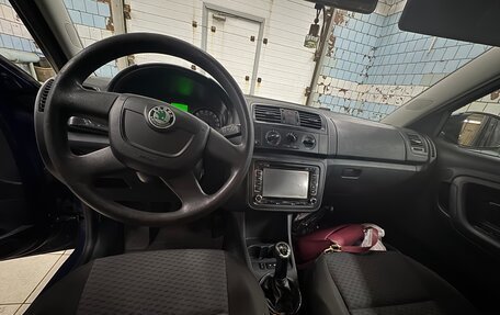 Skoda Fabia II, 2011 год, 390 000 рублей, 7 фотография