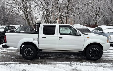 Nissan NP300, 2012 год, 970 000 рублей, 6 фотография