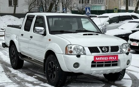 Nissan NP300, 2012 год, 970 000 рублей, 7 фотография
