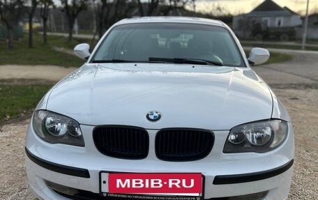 BMW 1 серия, 2010 год, 750 000 рублей, 3 фотография