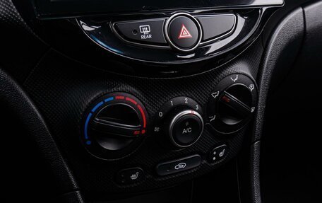 Hyundai Solaris II рестайлинг, 2014 год, 1 100 000 рублей, 13 фотография