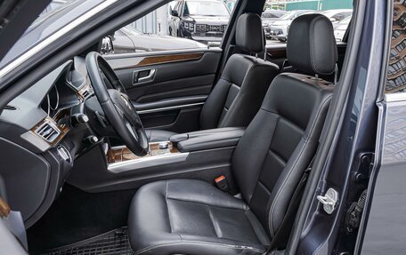 Mercedes-Benz E-Класс, 2013 год, 1 650 000 рублей, 10 фотография