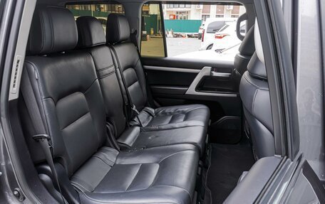 Toyota Land Cruiser 200, 2019 год, 7 350 000 рублей, 6 фотография