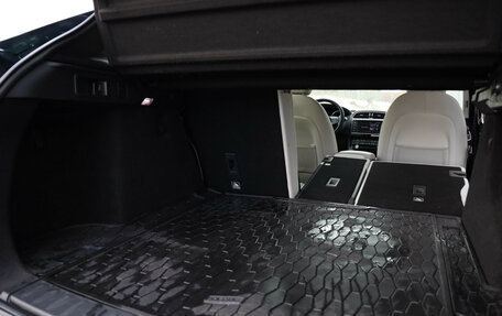 Jaguar F-Pace, 2017 год, 2 499 000 рублей, 34 фотография