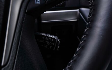 Toyota Land Cruiser 200, 2019 год, 7 350 000 рублей, 20 фотография