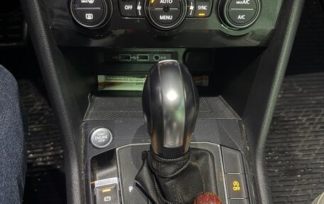 Volkswagen Tiguan II, 2019 год, 3 330 000 рублей, 10 фотография