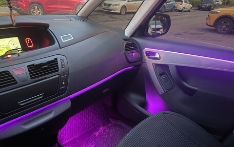 Citroen C4 Picasso II рестайлинг, 2012 год, 700 000 рублей, 7 фотография