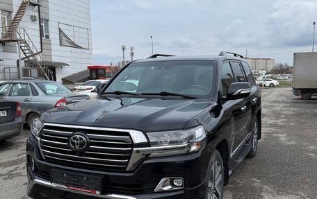 Toyota Land Cruiser 200, 2016 год, 6 550 000 рублей, 2 фотография