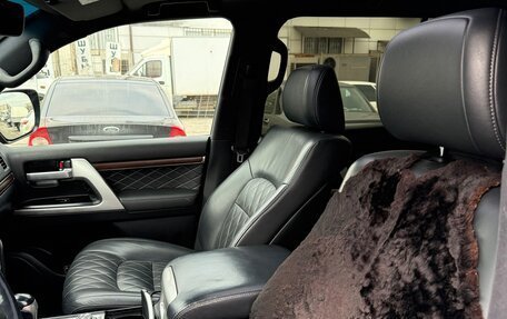 Toyota Land Cruiser 200, 2016 год, 6 550 000 рублей, 4 фотография