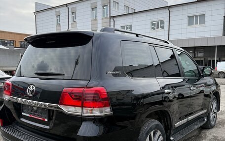 Toyota Land Cruiser 200, 2016 год, 6 550 000 рублей, 6 фотография