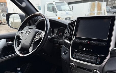 Toyota Land Cruiser 200, 2016 год, 6 550 000 рублей, 12 фотография