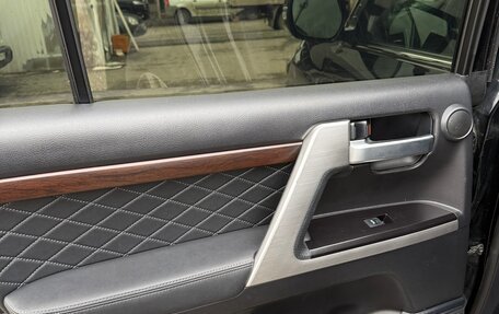 Toyota Land Cruiser 200, 2016 год, 6 550 000 рублей, 14 фотография