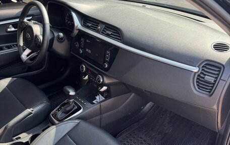 KIA Rio IV, 2021 год, 1 780 000 рублей, 4 фотография