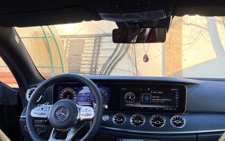 Mercedes-Benz E-Класс, 2017 год, 4 450 000 рублей, 9 фотография