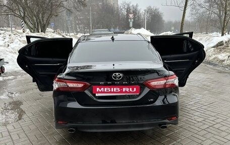 Toyota Camry, 2019 год, 3 400 000 рублей, 2 фотография