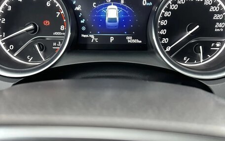 Toyota Camry, 2019 год, 3 400 000 рублей, 10 фотография